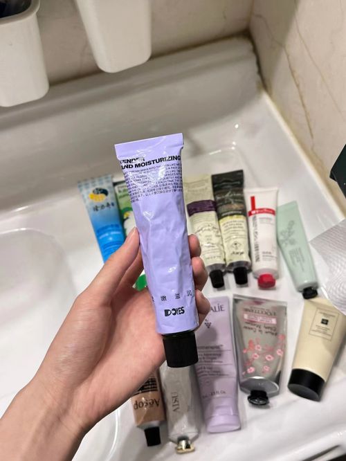 一名分享精致女孩最爱的五款护手霜AG真人游戏第一品牌护手霜推荐第(图4)